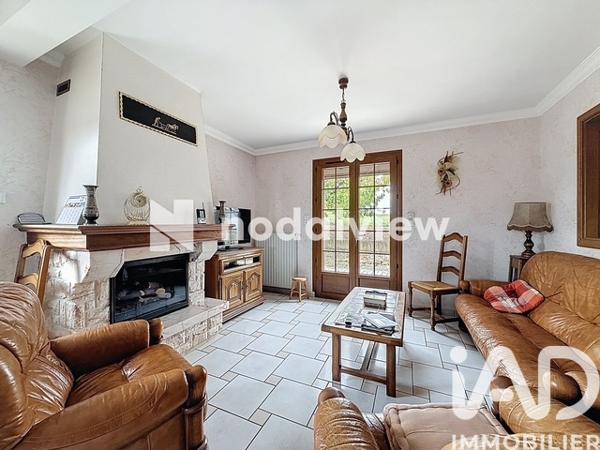 Maison à vendre 9 pièces 181 m² Laroche-Saint-Cydroine