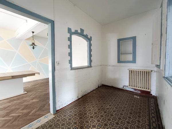 Maison de village individuelle à rénover