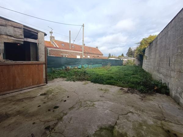 Maison de village individuelle à rénover