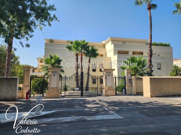 LE BASSIN ROYAL - HYÈRES – T3 70 m² avec terrasse, garage – Résidence prisée proche centre-ville 83400