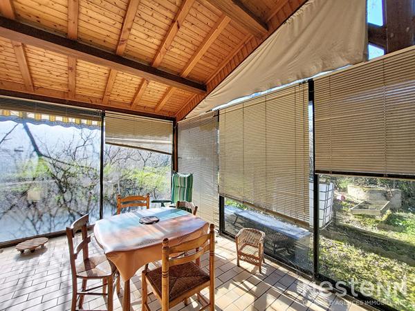 A Vendre Maison de 96 m² avec sept pièces, véranda, dépendances et jardin à Condom