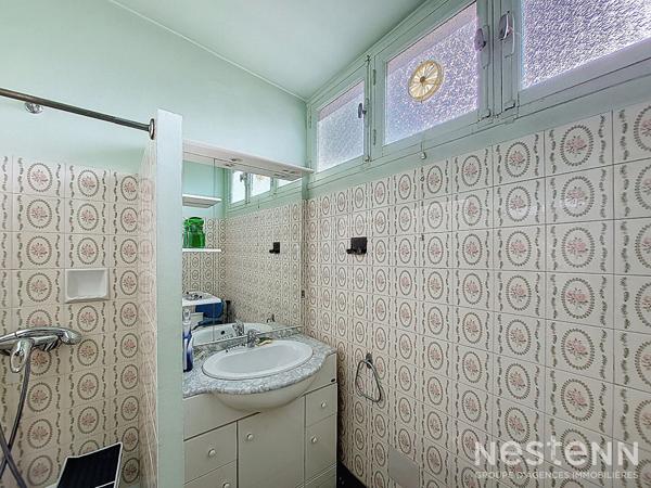 A Vendre Maison de 96 m² avec sept pièces, véranda, dépendances et jardin à Condom