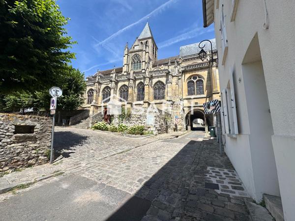 Une maison de caractère au cœur du centre historique.