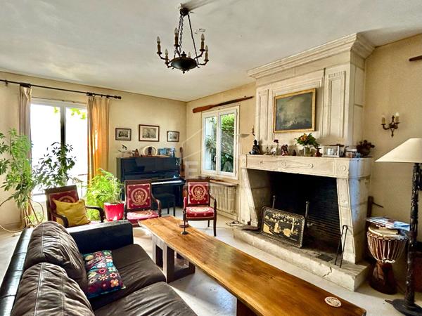 Maison spacieuse à vendre à BETTON - 11 pièces avec jardin