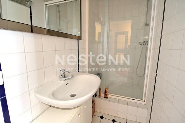 Maison Courbevoie traversante 8 pièces 200 m2 jardin parking 5 chambres à 5 minutes de la gare de Courbevoie