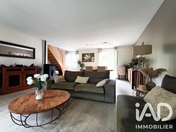 Maison à vendre 6 pièces 117 m² Asnières-sur-Oise