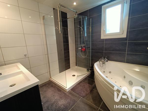 Maison à vendre 6 pièces 117 m² Asnières-sur-Oise