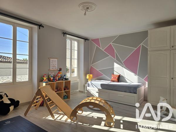 Maison à vendre 14 pièces 290 m² Jarnac