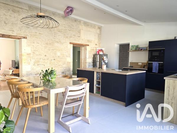 Maison à vendre 14 pièces 290 m² Jarnac