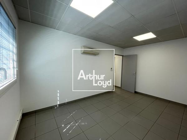 Location bureaux 57 m² à Nîmes KM Delta proximité autoroute