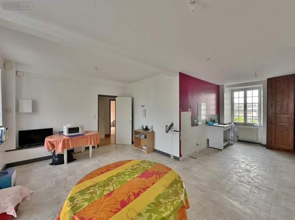 Propriete à vendre à Saint-Pierre-Église dans la Manche (50330), ref : 045/1717