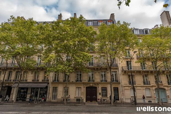 Bureaux à louer à PARIS 75008