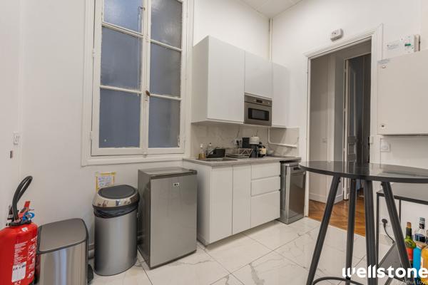 Bureaux à louer à PARIS 75008