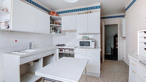 EXCLUSIVITÉ NANTES - LONGCHAMP / Appartement 3 pièces 2 chambres, balcon exposé SUD, ascenseur, parking en sous-sol et cave