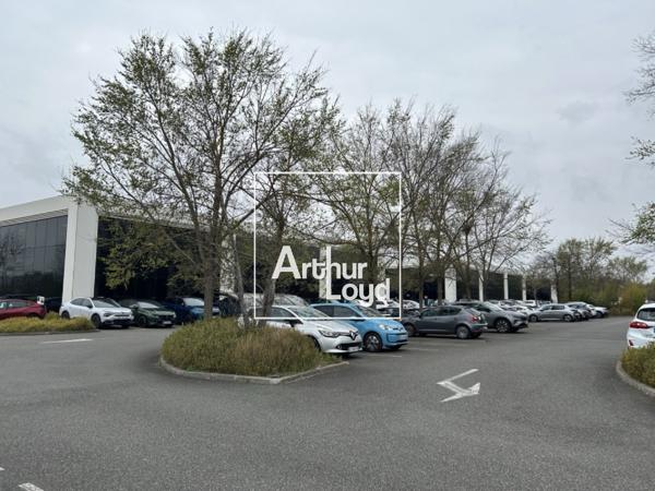 Bureaux à louer à Labège - Immeuble accessible avec transports en commun