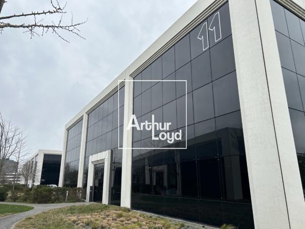 Bureaux à louer à Labège - Immeuble accessible avec transports en commun