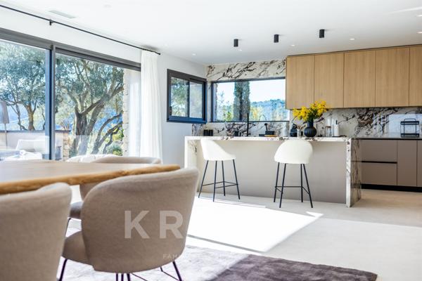 Domaine d'exception vue panoramique sur la Sainte-Victoire au coeur d'un domaine de 6 hectares