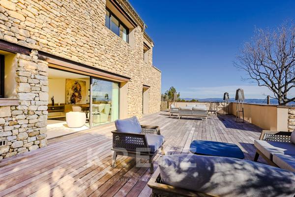 Domaine d'exception vue panoramique sur la Sainte-Victoire au coeur d'un domaine de 6 hectares