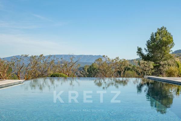 Domaine d'exception vue panoramique sur la Sainte-Victoire au coeur d'un domaine de 6 hectares