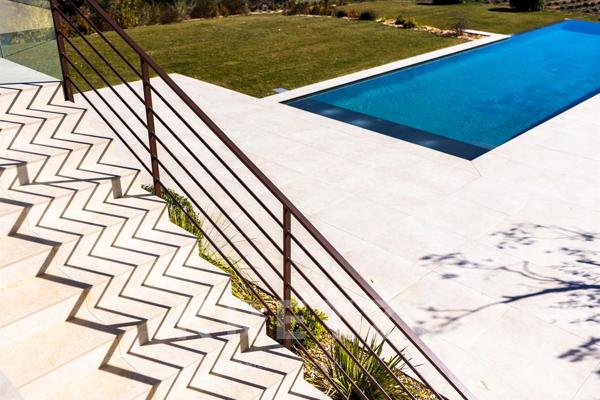 Domaine d'exception vue panoramique sur la Sainte-Victoire au coeur d'un domaine de 6 hectares