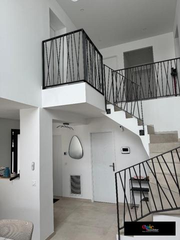 Superbe villa de 177 m² + appartement T2