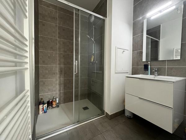 Appartement T3 très récent - PK - Loggia , Lorient