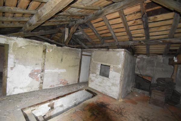 Immeuble de 320 m² - CHENAY LE CHATEL - Proche Marcigny