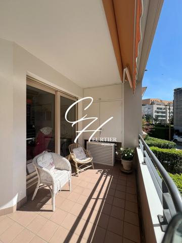 GRENOBLE iles verte T3 de 70m² avec terrasse et garage