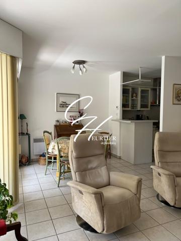 GRENOBLE iles verte T3 de 70m² avec terrasse et garage