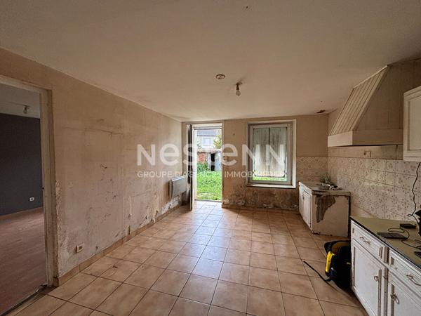 A vendre - Maison de ville à rénover avec jardin - Idéal investisseur - 78m² - Triangle Angers/Nantes/Cholet - D5968