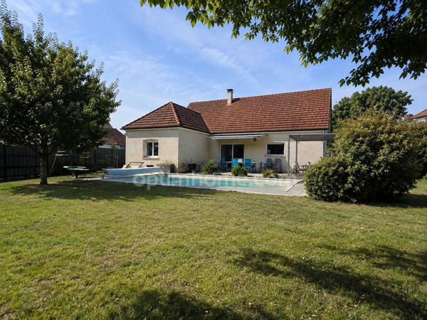 Maison 7 pièces avec piscine à 8 min de Nuits-Saint-Georges
