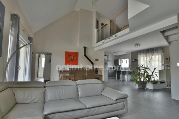 Maison 7 pièces avec piscine à 8 min de Nuits-Saint-Georges