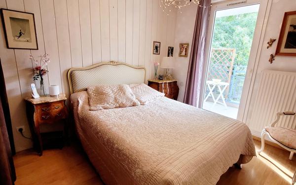 Appartement à vendre    3 pièces • 69 m2 Saint-Genis-Pouilly