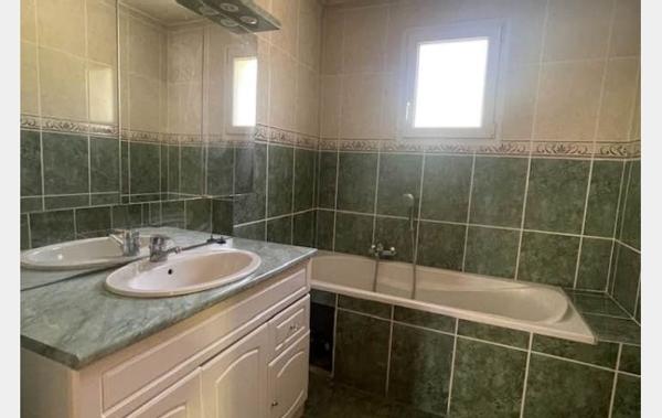 Vente Villa Indiv.GgeJardin à rafraîchir Oeting   