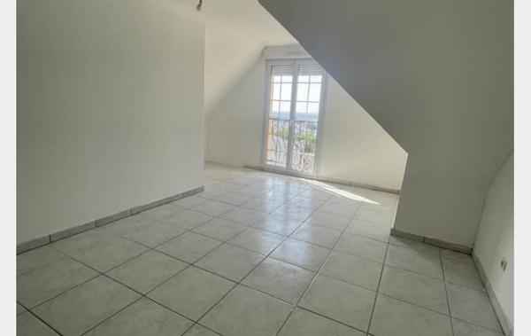 Vente Villa Indiv.GgeJardin à rafraîchir Oeting   