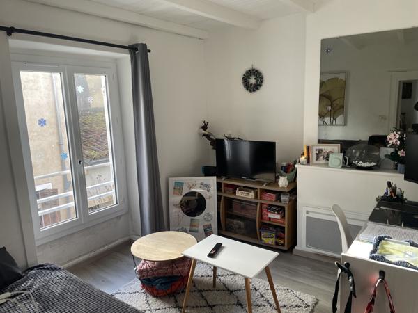 Poitiers (86000) APPARTEMENT TYPE 2 LOUE POITIERS CENTRE