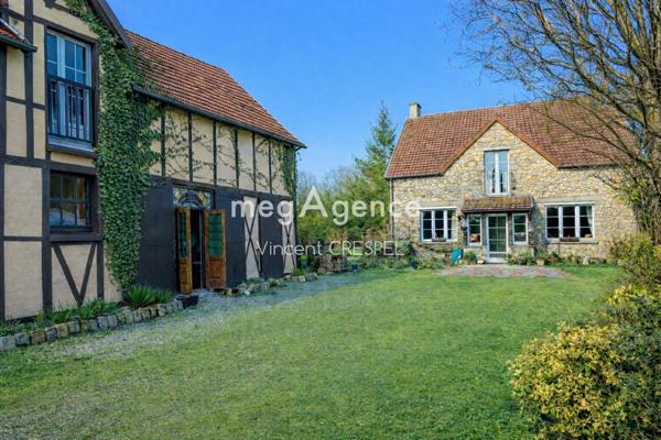 Maison à SAINT-GEORGES-DE-ROUELLEY, 50720 - 11 pièces 180m²
