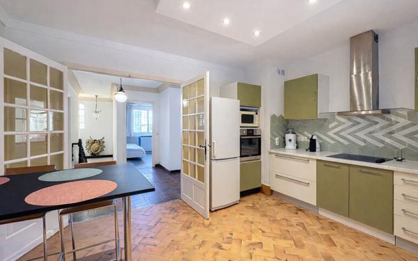 Maison à vendre    5 pièces •  Mougins