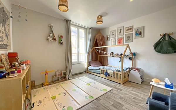 Maison à vendre    4 pièces • 84 m2 Bures-sur-Yvette