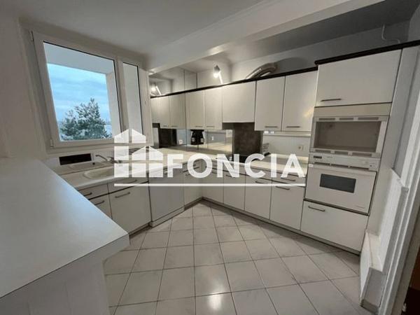 Location Appartement 3 pièces 62.18 m² - 26 DOMAINE DU CHATEAU Chilly - Mazarin 91380