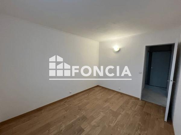 Location Appartement 3 pièces 62.18 m² - 26 DOMAINE DU CHATEAU Chilly - Mazarin 91380