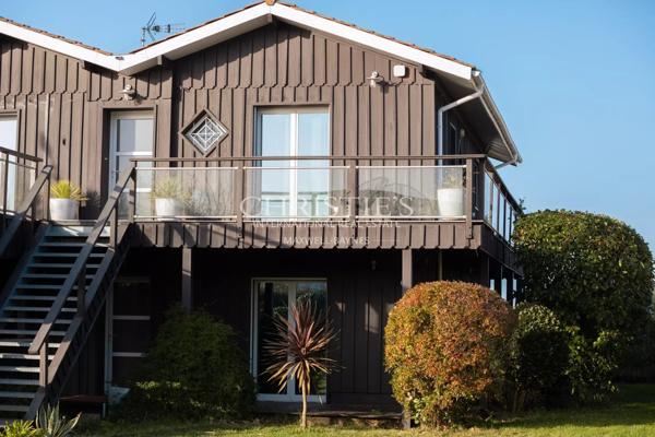 Gujan Mestras : Maison en 1ère ligne / front de mer