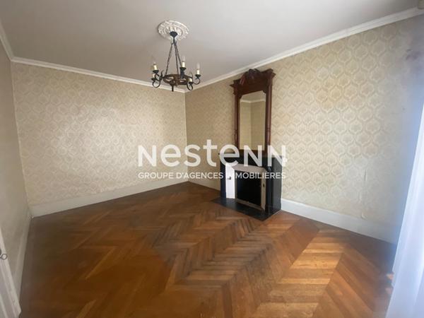 Belle maison de charme située à Noyen Sur Sarthe, axe Sablé/Le Mans - Gare SNCF