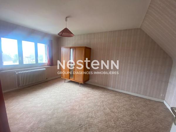 Belle maison de charme située à Noyen Sur Sarthe, axe Sablé/Le Mans - Gare SNCF