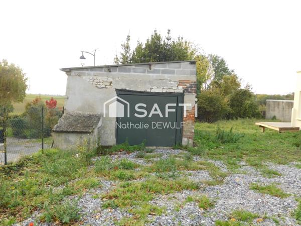 A 22 mn de Laon. Maison 3 chambres, jardin,  garage  entièrement refaite à neuf.