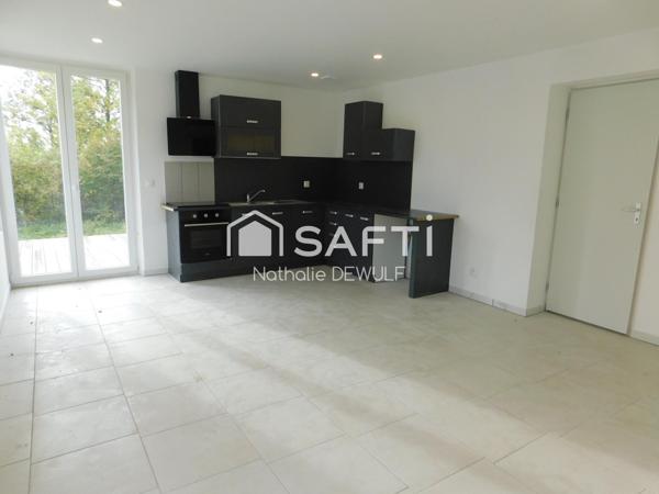 A 22 mn de Laon. Maison 3 chambres, jardin,  garage  entièrement refaite à neuf.