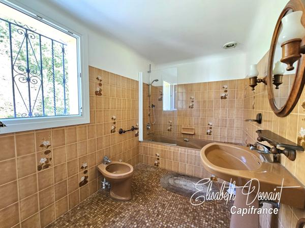 Maison mitoyenne T4 - 105 m² - Terrain 2400 m²