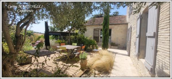 Propriete à vendre 22 pièces proche de AGEN (47) 4 habitations 885 m² + dépendances, 27 ha