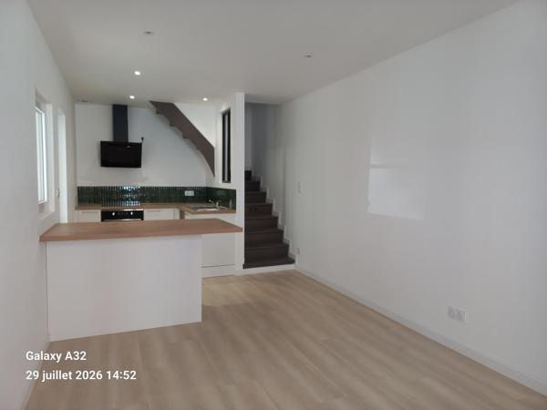 petite maison de ville proche boulevards