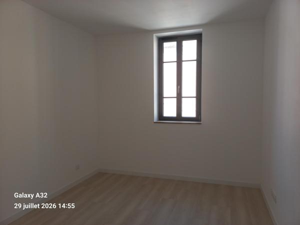 petite maison de ville proche boulevards